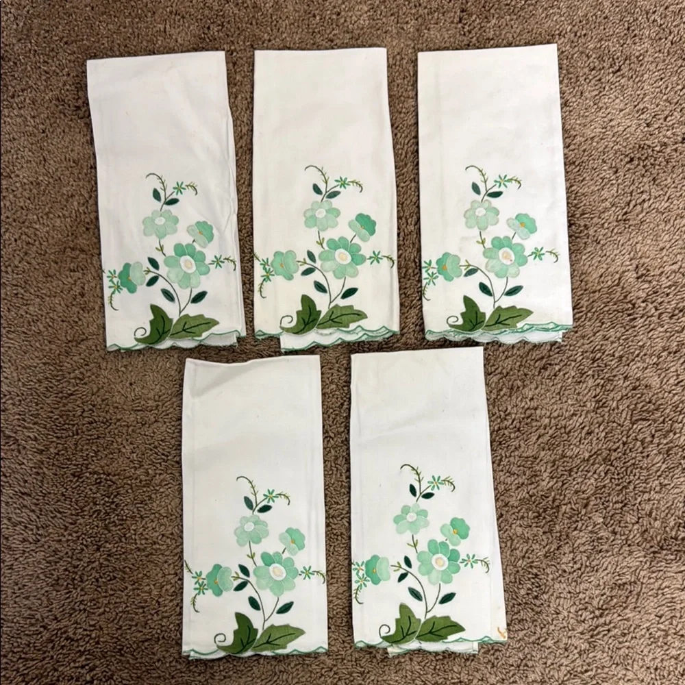 Vintage Mid Century Hand Embroidered Handmade Napkins Green White Floral Flowers